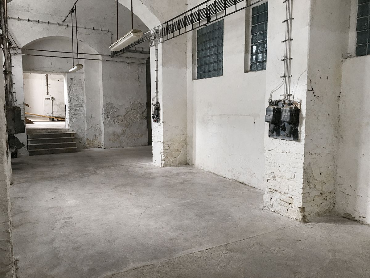 Pronájem skladového prostoru 396 m² – fotografie 3