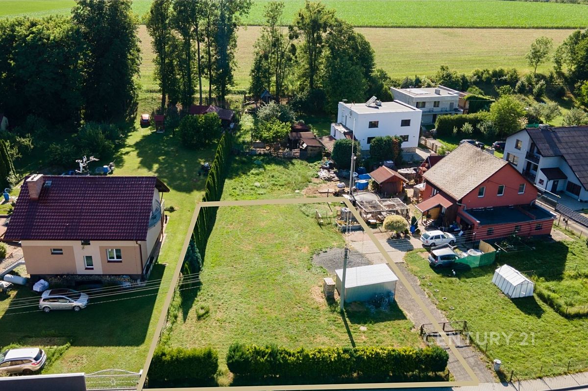 Prodej stavebního pozemku 690 m² – fotografie 3