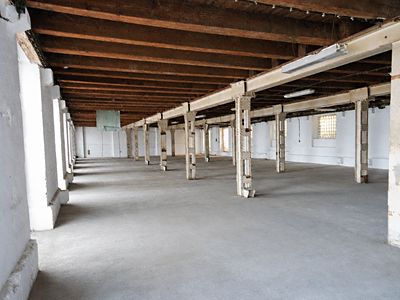 Pronájem skladového prostoru 549 m²
