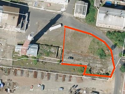Pronájem komerčního pozemku 1500 m²