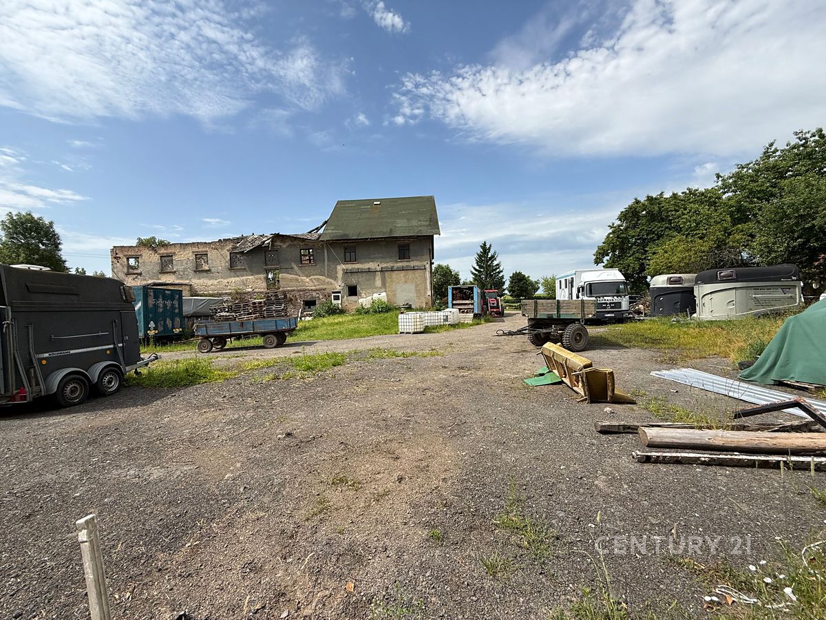 Prodej stavebního pozemku 7311 m² – fotografie 3
