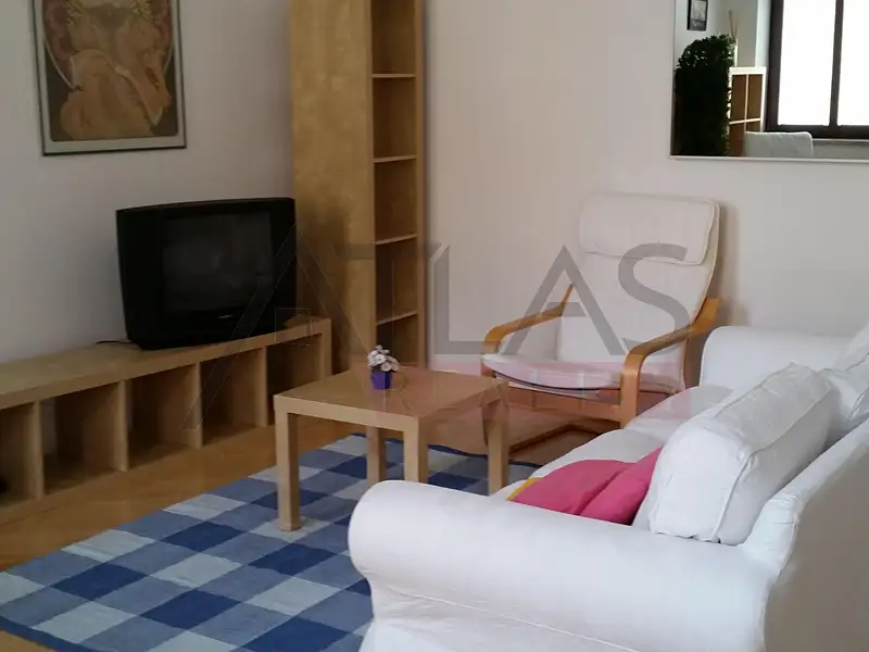 Pronájem bytu 2+kk 65 m², Praha – náhled fotky 1