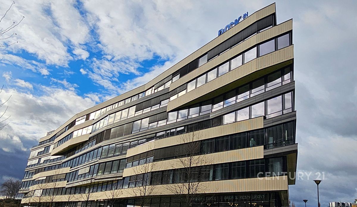 Pronájem kanceláře 1057 m²