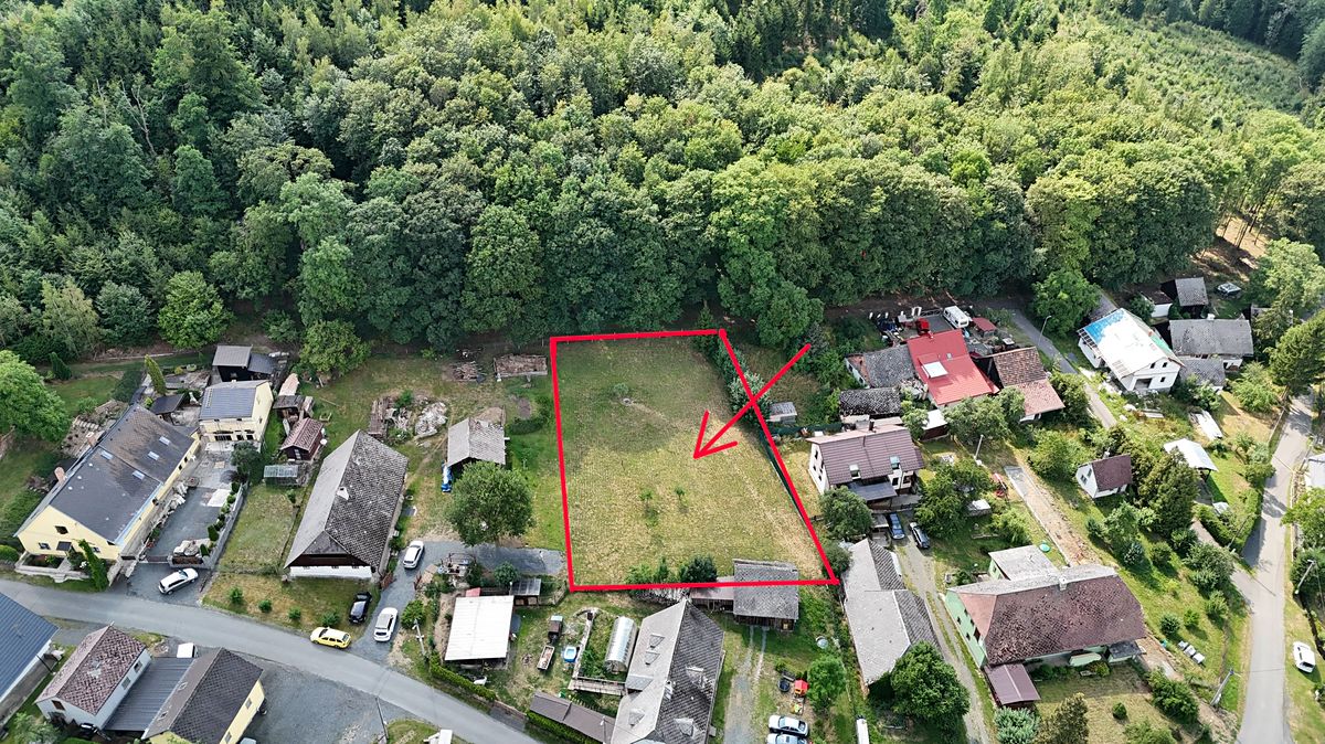 Prodej stavebního pozemku 1519 m²