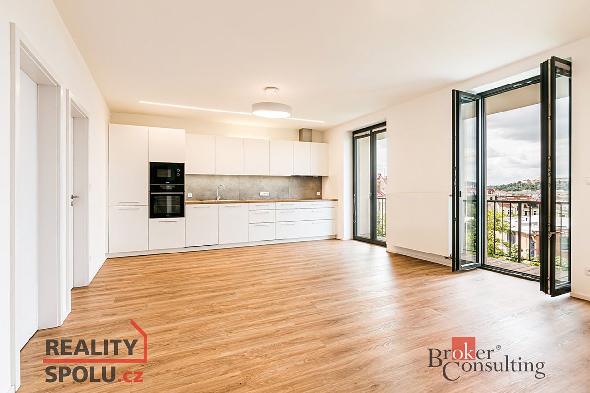 Pronájem bytu 3+kk 87 m²