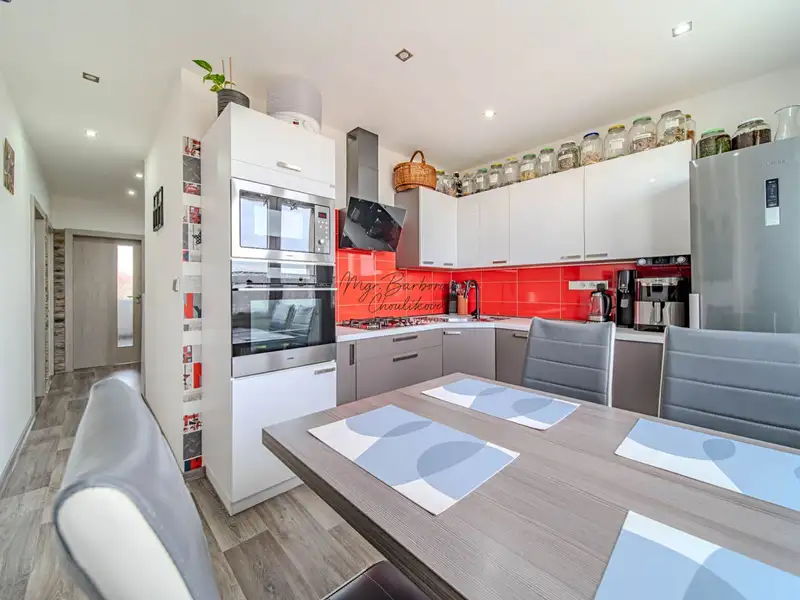 Prodej bytu 3+1 74 m², Dobřany – náhled fotky 1