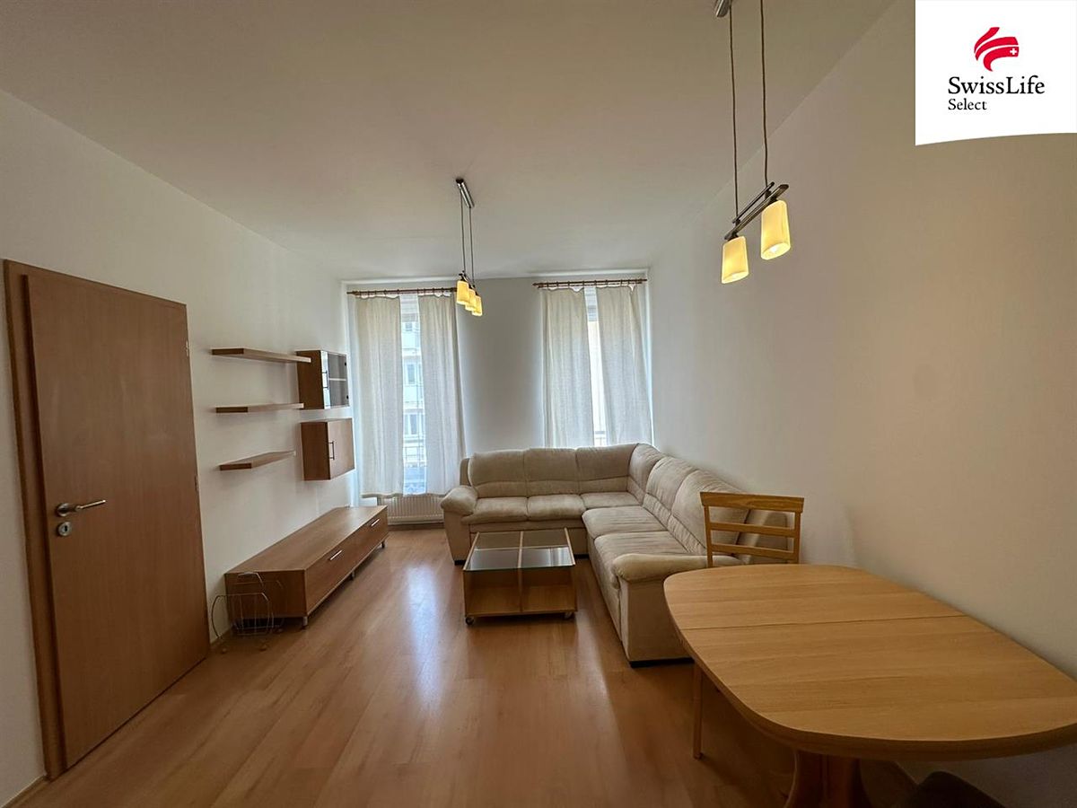 Pronájem bytu 2+kk 40 m²