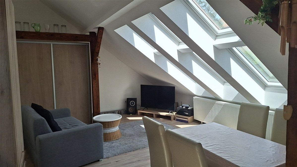 Pronájem bytu 2+kk 62 m²