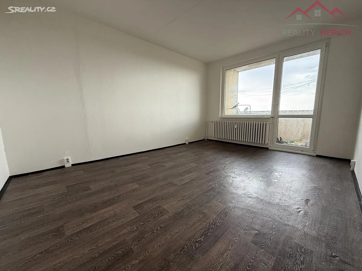 Pronájem bytu 2+1 80 m², Chomutov
