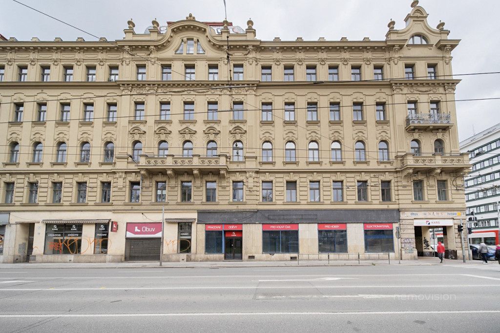 Prodej obchodního prostoru 345 m² – fotografie 3