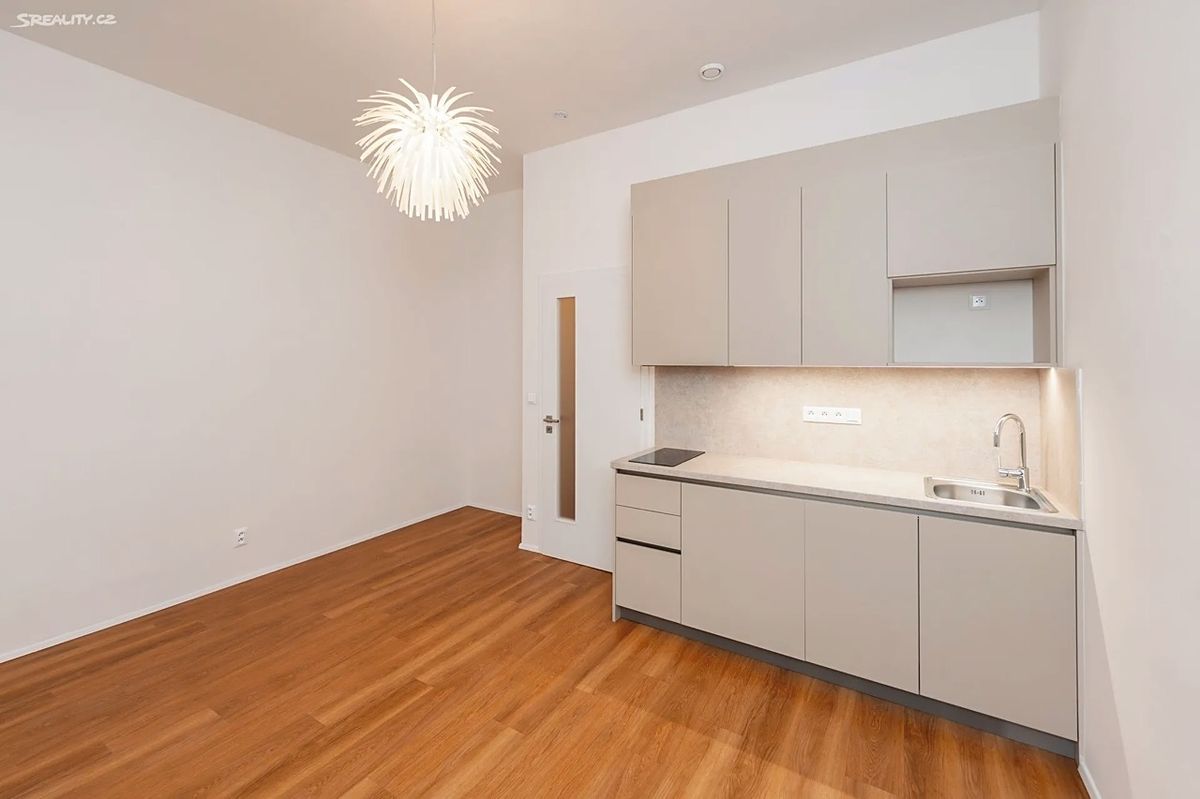 Pronájem bytu 3+kk 69 m² – fotografie 4