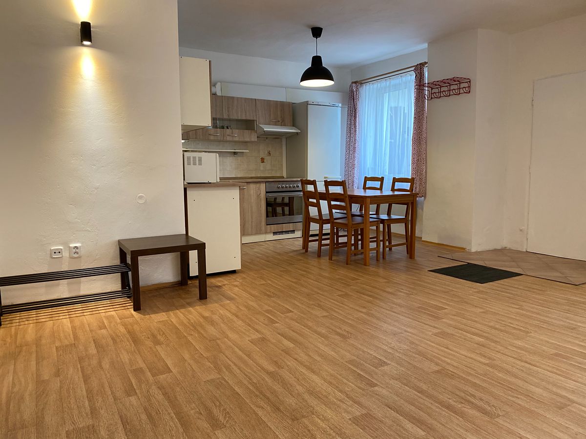 Pronájem bytu 2+kk 67 m²