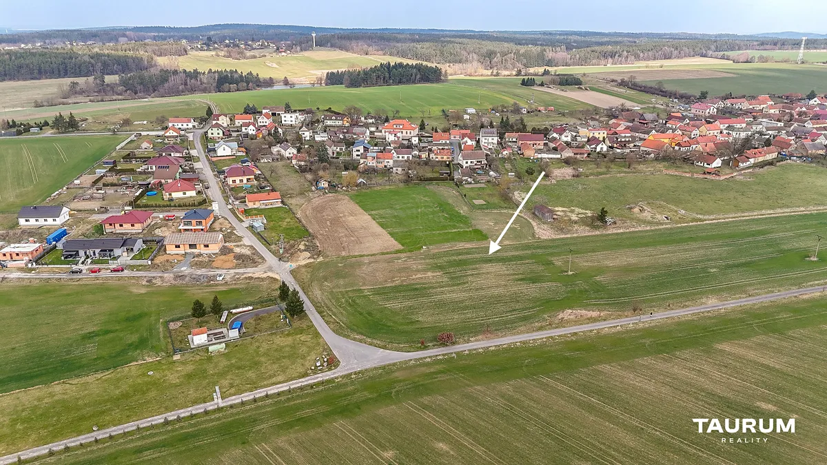 Prodej stavebního pozemku 988 m²