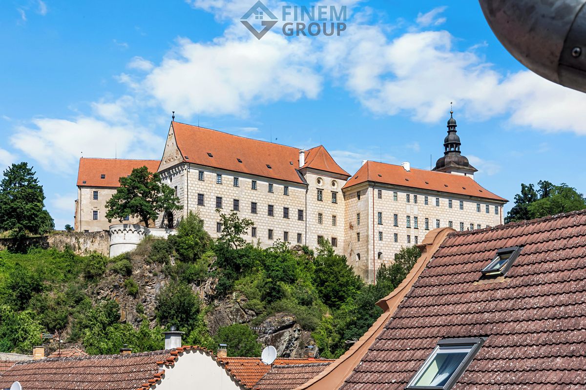 Prodej rodinného domu 147 m², pozemek 169 m² – fotografie 3