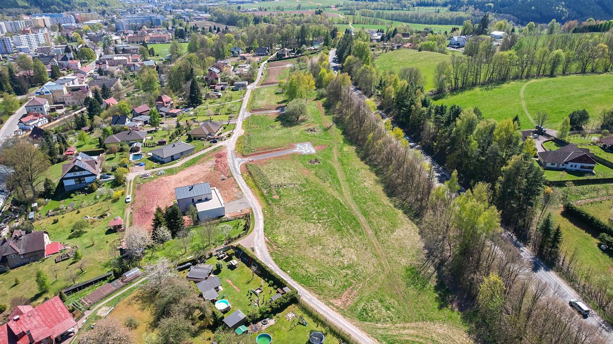 Prodej stavebního pozemku 1011 m² – fotografie 2