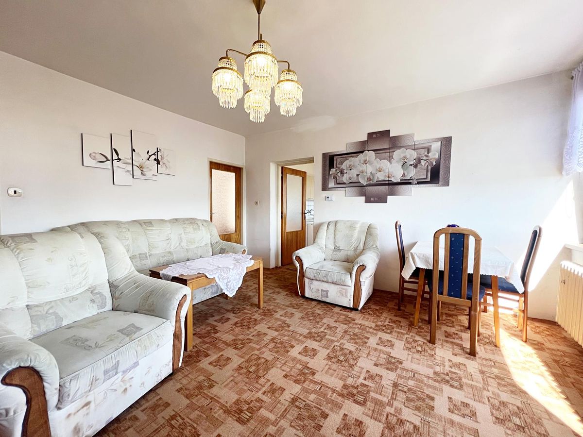 Prodej rodinného domu 149 m², pozemek 297 m² – fotografie 2