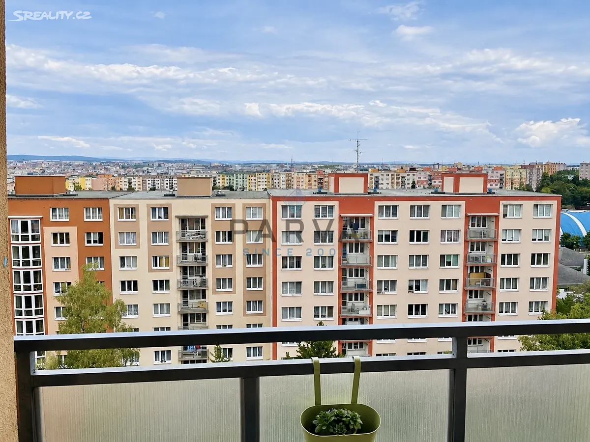 Pronájem bytu 3+1 62 m² – pohled 4