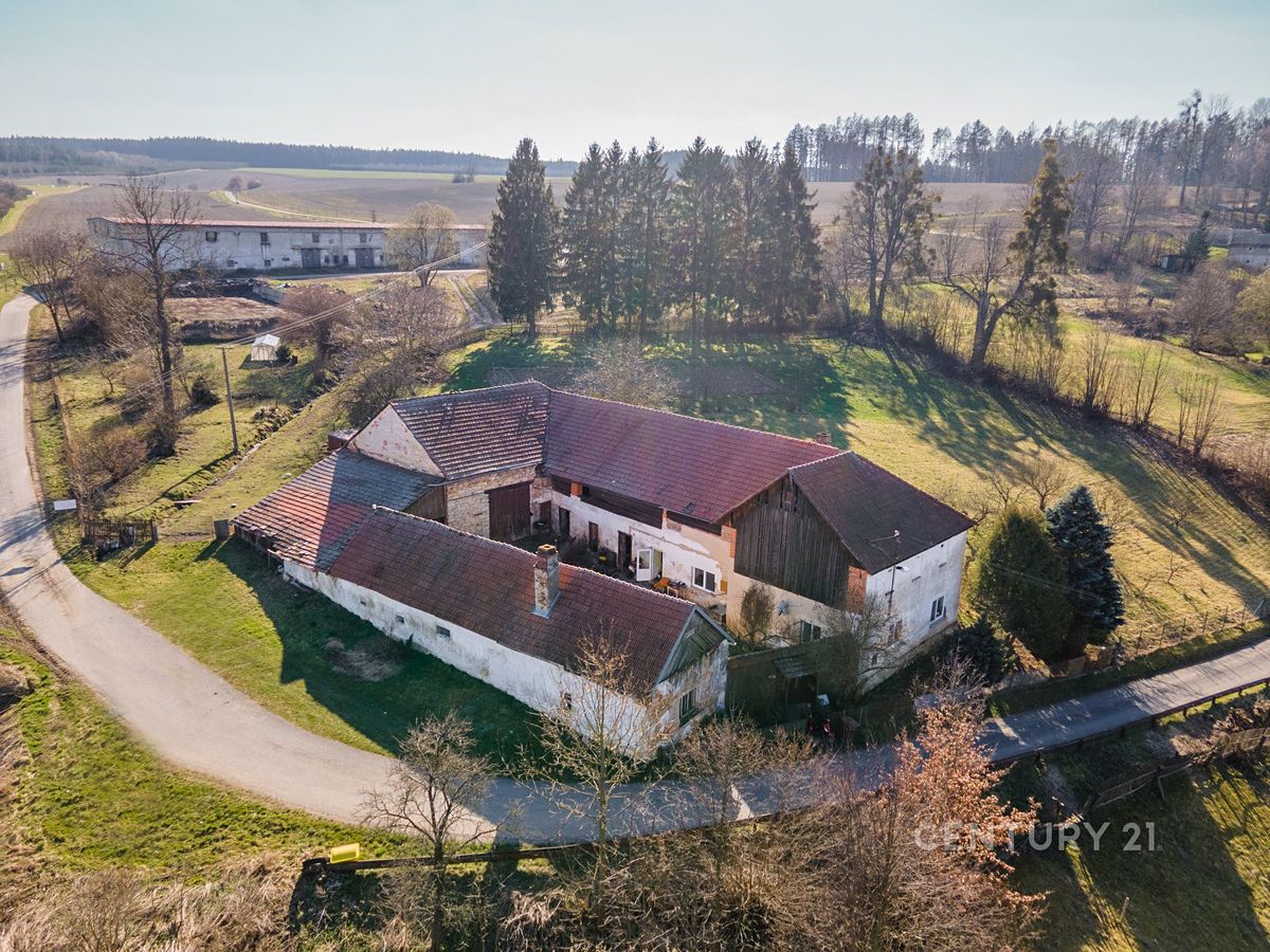 Prodej zemědělské usedlosti 307 m², pozemek 2190 m² – fotografie 2
