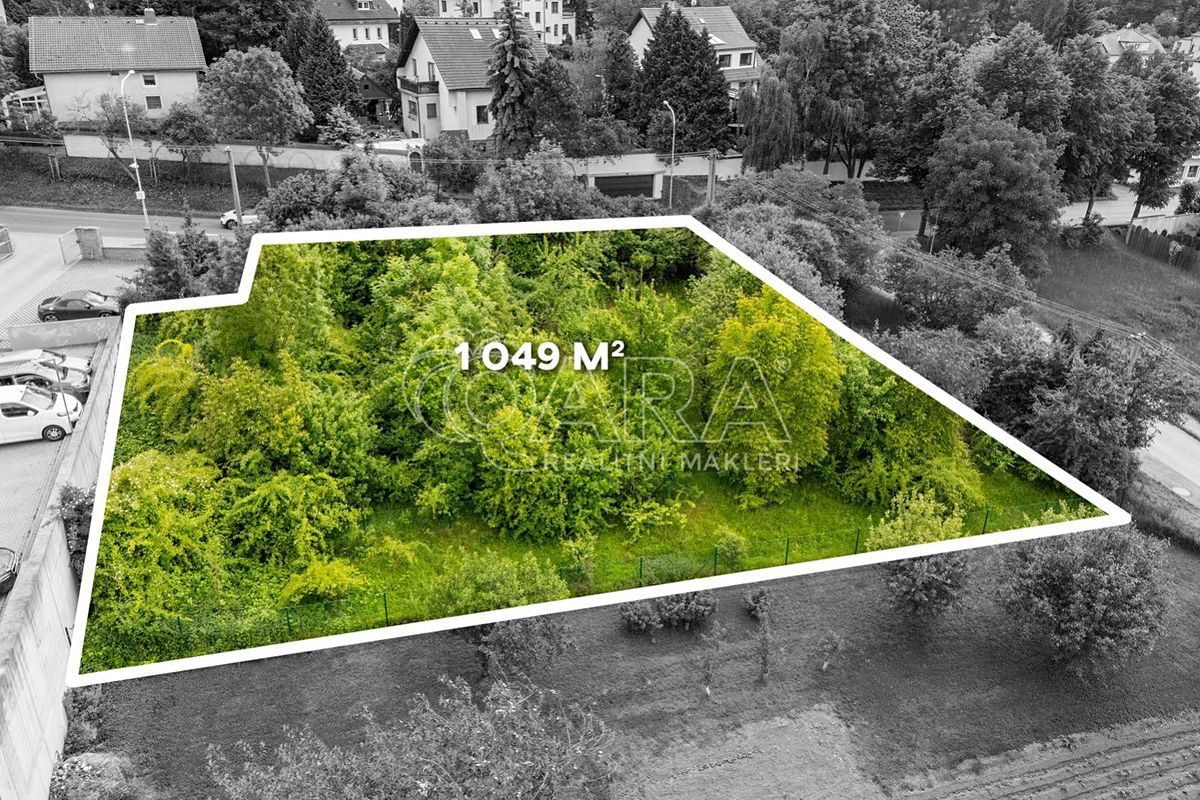 Prodej stavebního pozemku 1049 m² – fotografie 2