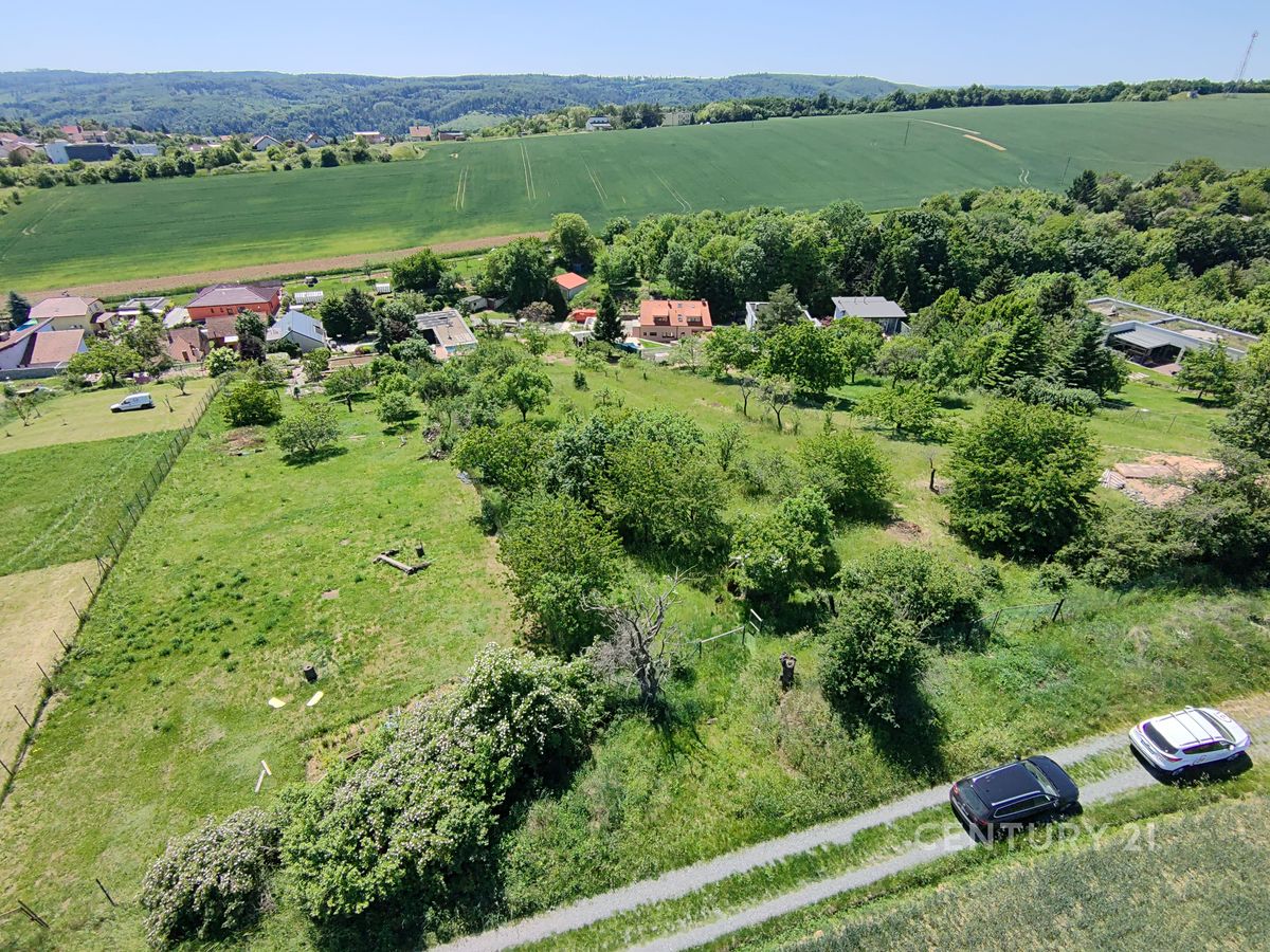 Prodej zahrady 897 m² – fotografie 2