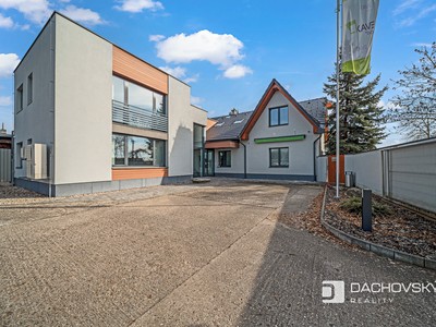 Prodej kanceláře 374 m²
