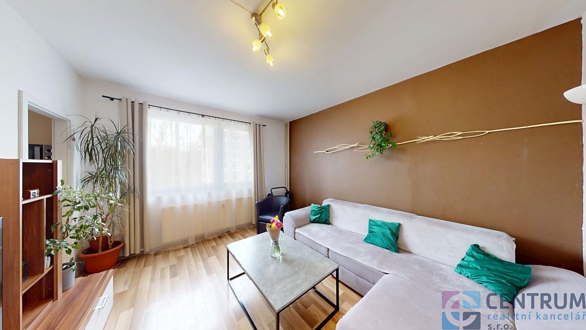 Pronájem bytu 2+kk 43 m²