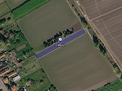 Prodej pole 1989 m²