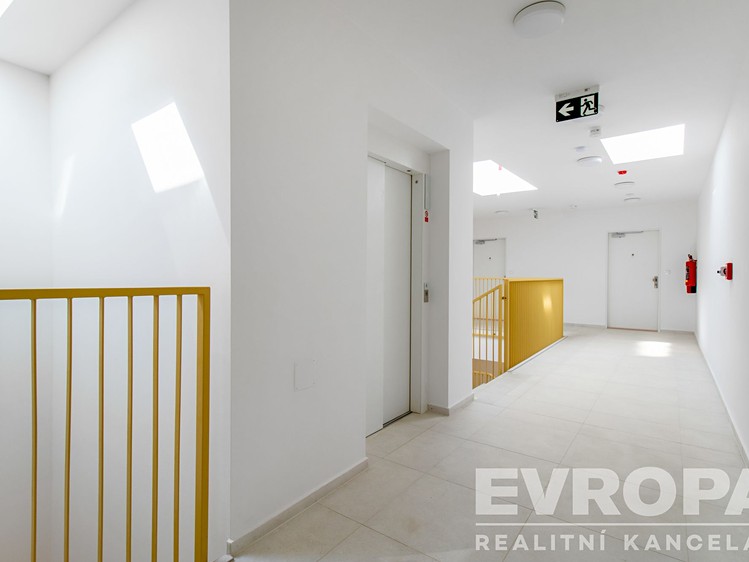 Квартира 3+kk на продаж, 96 м² (14 з 34)