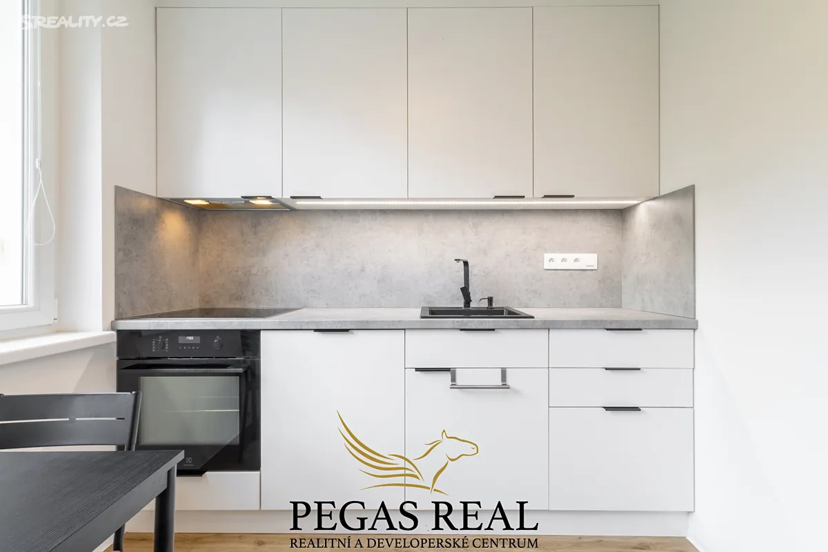 Pronájem bytu 2+kk 50 m², Brno