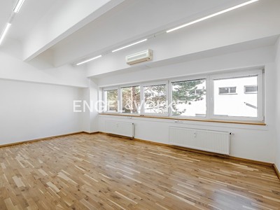 Комерційне приміщення в оренду, 135 м² (3 з 9)