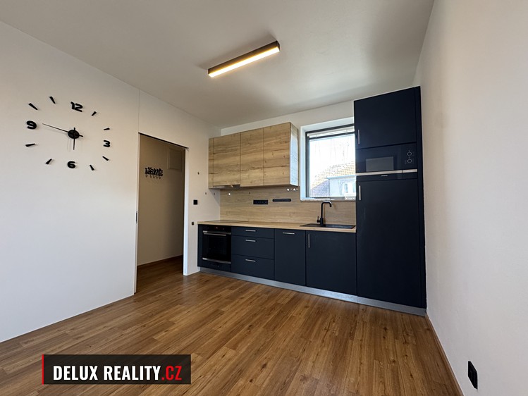 Prodej bytu 2+kk, 34 m² (6 z 18)