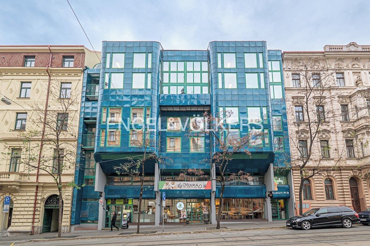 Pronájem komerční nemovitosti 213 m²