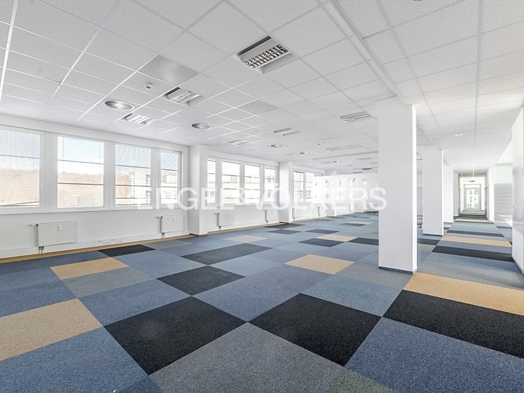 Gewerbefläche zur Miete, 454 m² (2 von 11)
