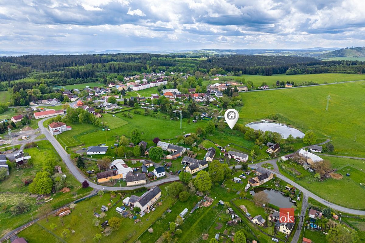 Prodej stavebního pozemku 3225 m², Bezvěrov – fotka 1 z 3