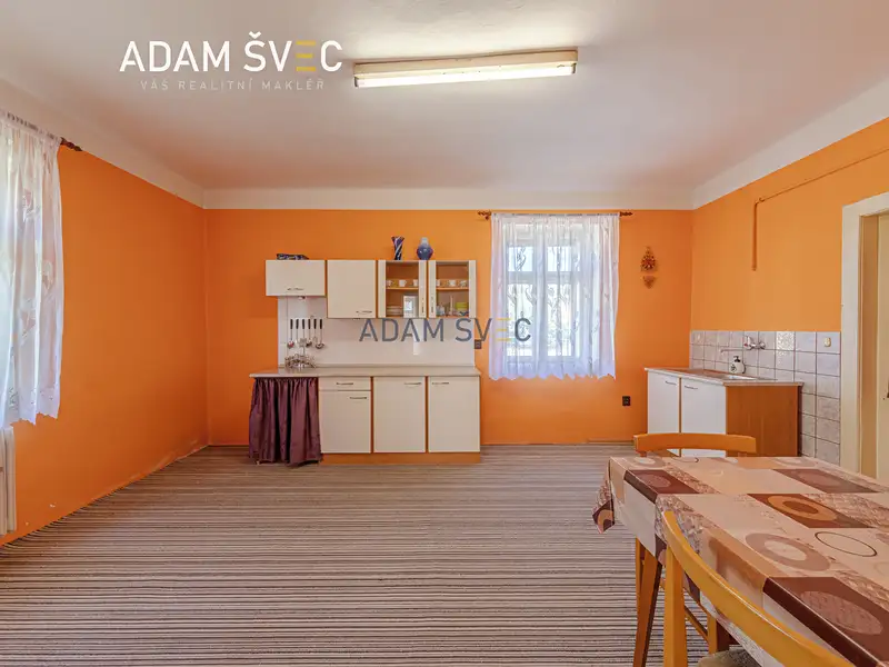 Prodej rodinného domu 159 m², pozemek 699 m², Dvorce – náhled fotky 3
