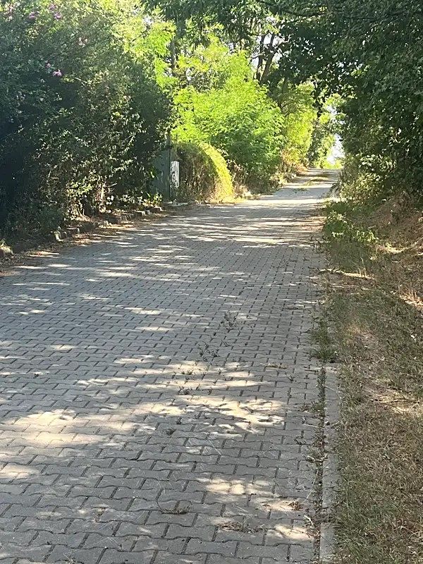 Prodej stavebního pozemku 786 m² – fotografie 3