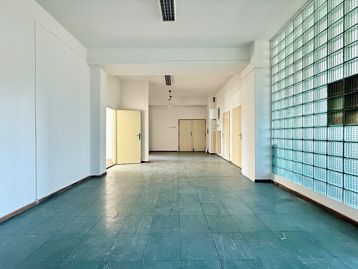 Pronájem kanceláře 26 m² – fotografie 3