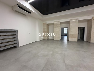 Pronájem obchodního prostoru 233 m²
