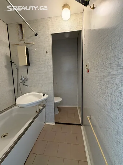 Pronájem bytu 1+kk 25 m² – pohled 4