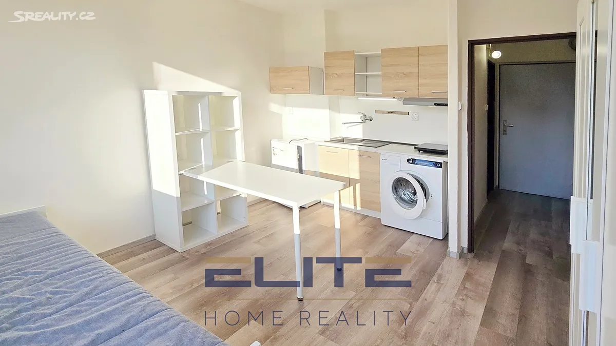 Pronájem bytu 1+kk 20 m² – pohled 2