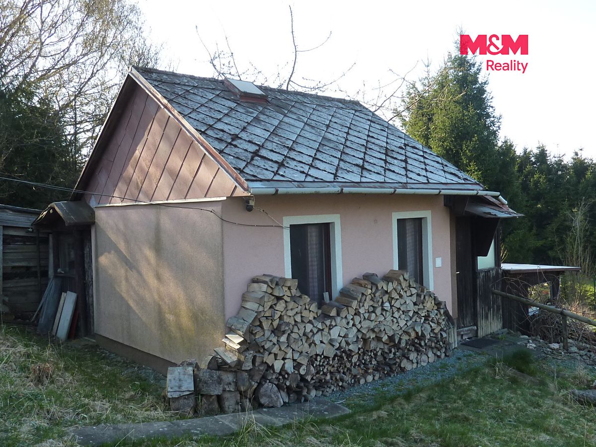 Prodej chalupy 30 m², pozemek 388 m² – fotografie 2