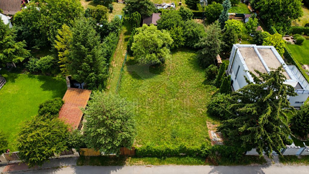 Prodej stavebního pozemku 990 m²