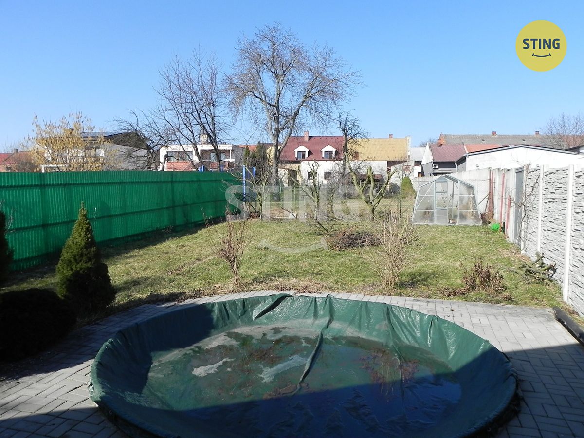Prodej rodinného domu 200 m², pozemek 567 m² – fotografie 4