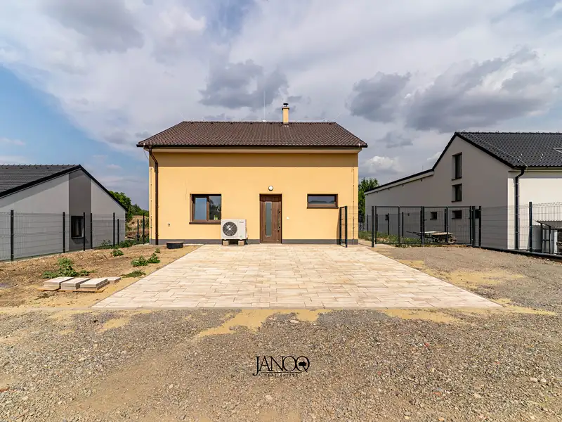 Prodej rodinného domu 160 m², pozemek 783 m², Lysovice – náhled fotky 2
