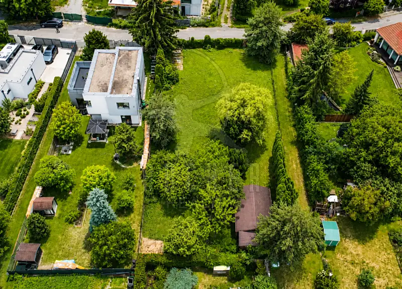 Prodej stavebního pozemku 990 m², Praha – náhled fotky 3