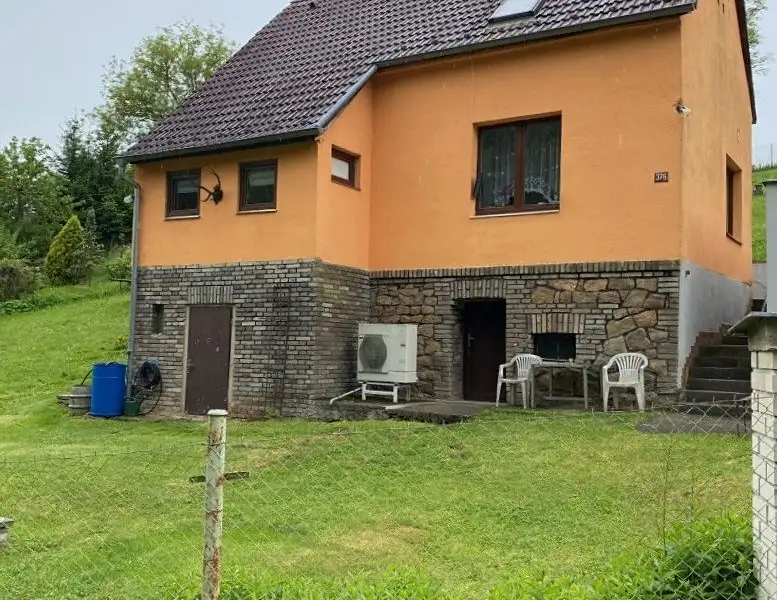Prodej rodinného domu 160 m², pozemek 2046 m², Hudlice – náhled fotky 2