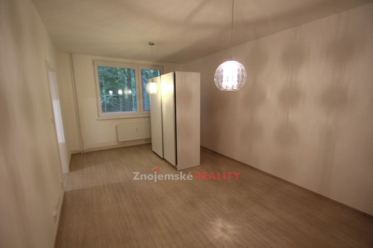Pronájem bytu 2+kk 42 m² – fotografie 4