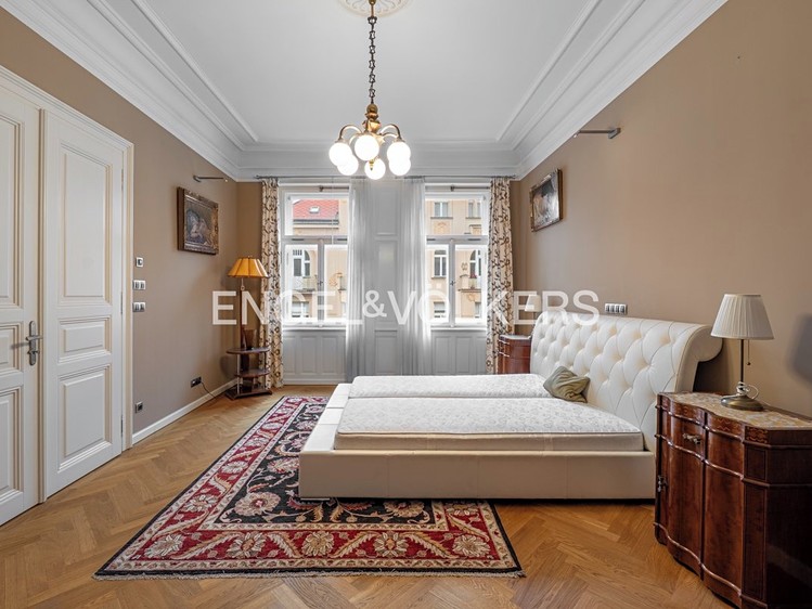 Квартира 5+1 в оренду, 184 м² (6 з 14)