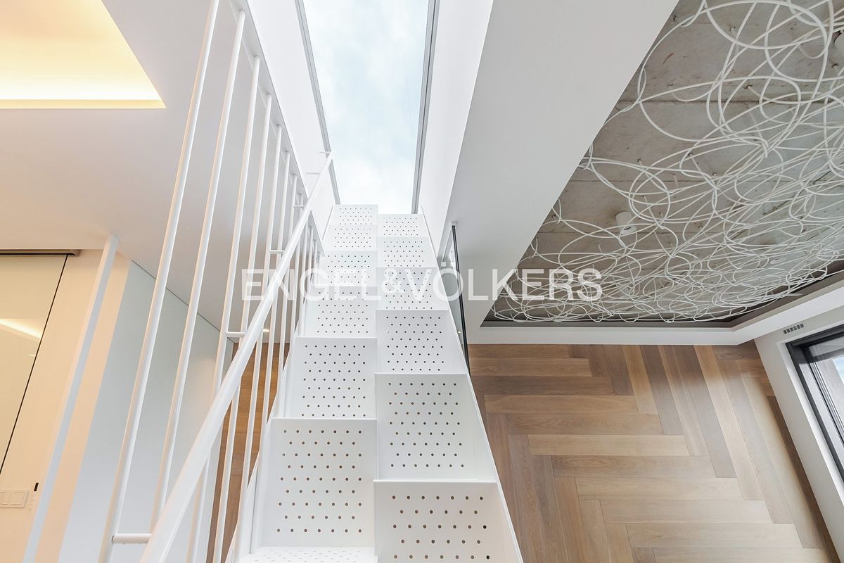Pronájem bytu 3+kk 96 m² – fotografie 3
