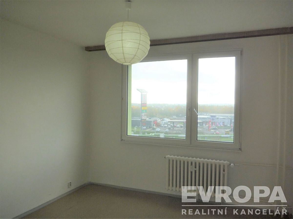 Pronájem bytu 1+1 36 m² – fotografie 2